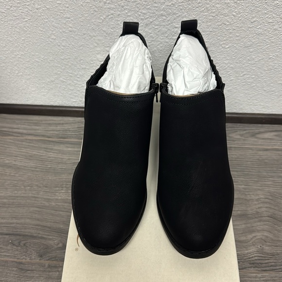 LIFESTRIDE Babe Shootie - Picture 4 of 8